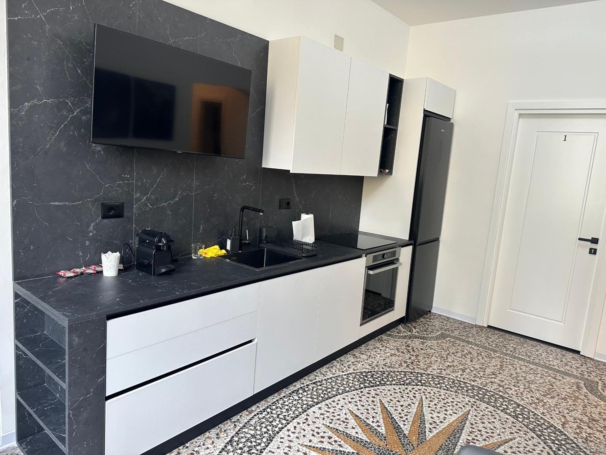 Mosaic Inn Janov Exteriér fotografie